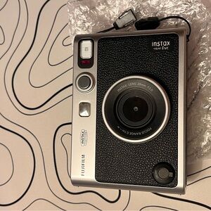 Fujifilm Instax Mini EVO